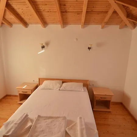 New Age Stone With Private Pool Villa