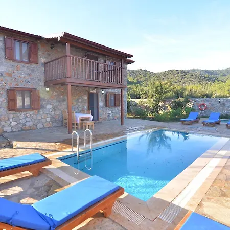 New Age Stone With Private Pool *